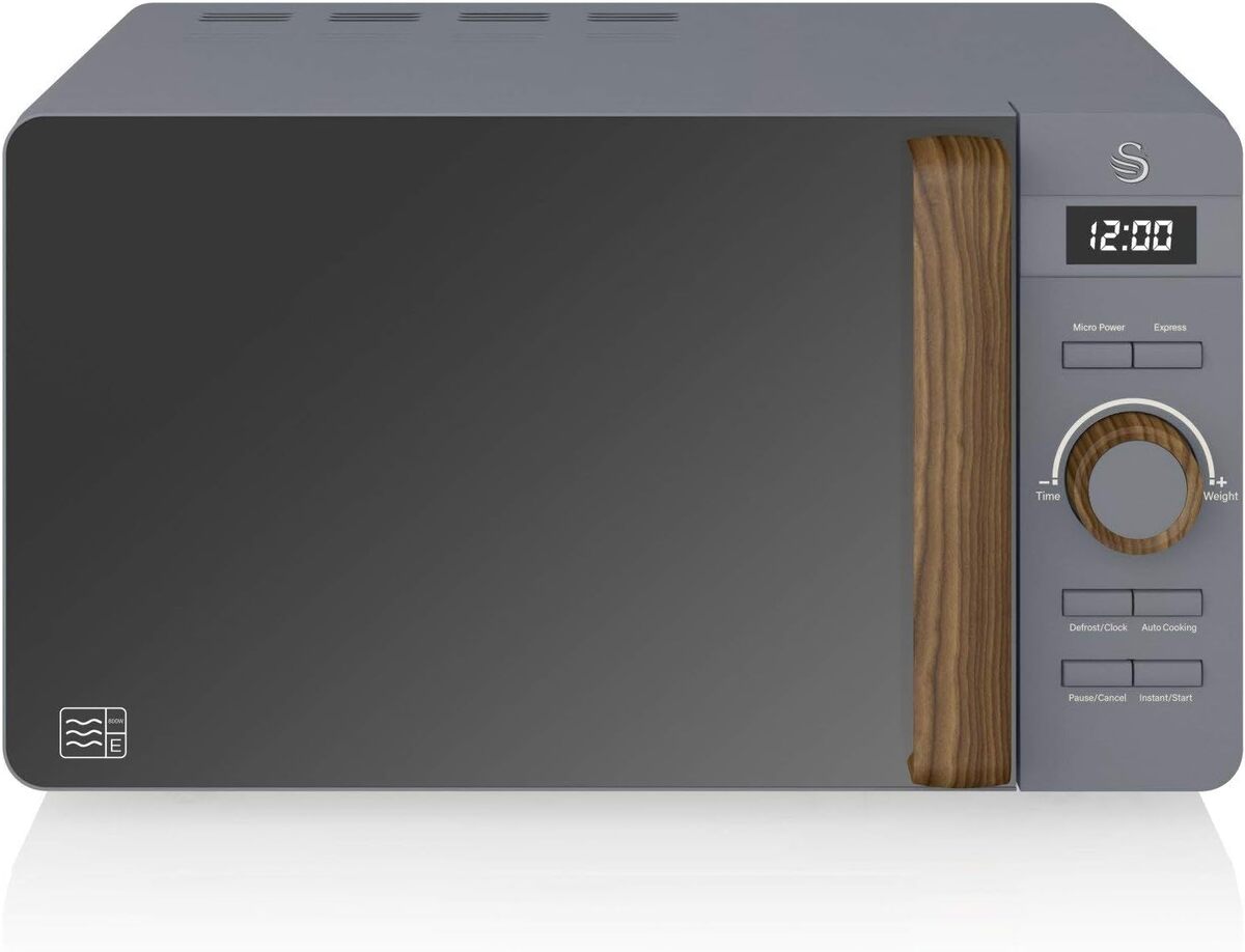 Test Swan Nordic : performance et design réunis en un micro-ondes élégant