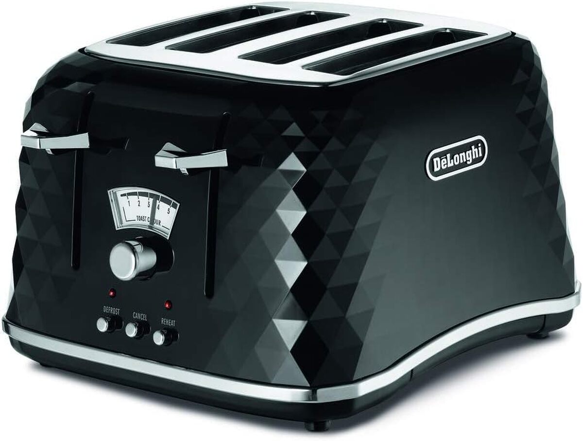 Test du grille-pain DeLonghi Pf Brillante : 4 tranches pain noir de jais