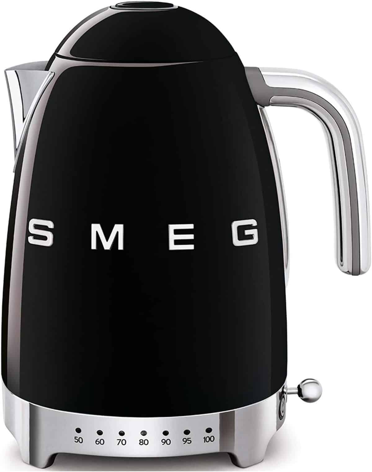 Test de la bouilloire Smeg KLF04BLEU : performance et élégance en cuisine