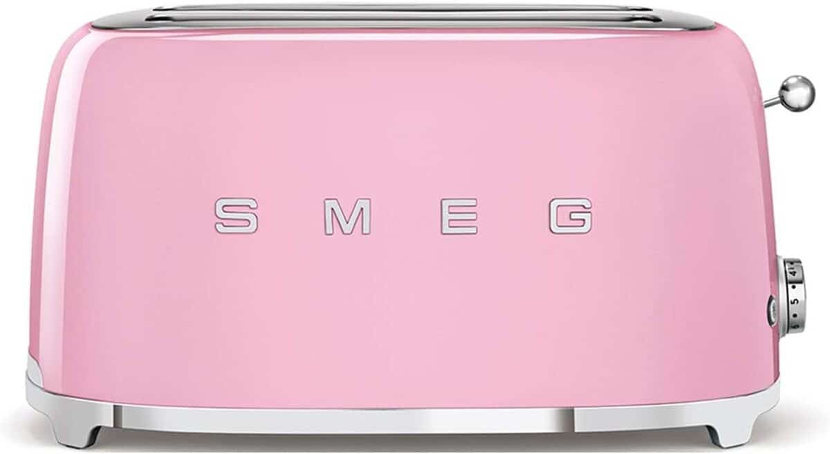 Test du grille-pain Smeg TSF02PKEU : design et efficacité au rendez-vous