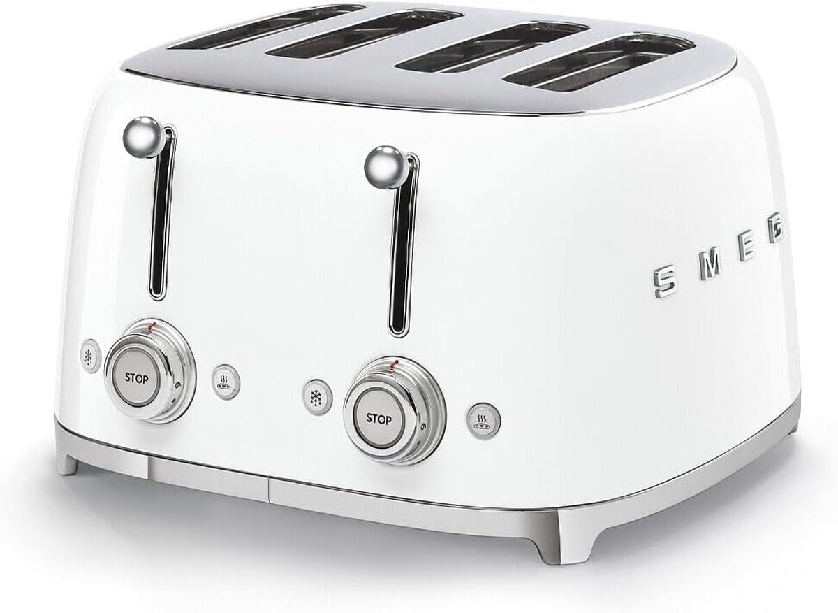 Test du grille-pain Smeg TSF03WHEU : performance et style en cuisine