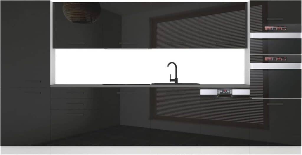 Test de la cuisine équipée Belini Naomi : design noir brillant