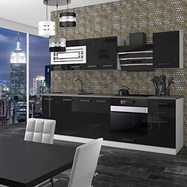 Découvrez notre test complet de la cuisine équipée Belini Margaret 240 cm noir brillant : caractéristiques, design et performances pour votre cuisine moderne. 