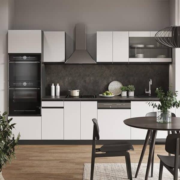 Découvrez notre test complet de la cuisine Vicco R-line 300 cm J-shape blanc/anthracite. Avis, avantages et spécifications de ce modèle de cuisine moderne et fonctionnel.