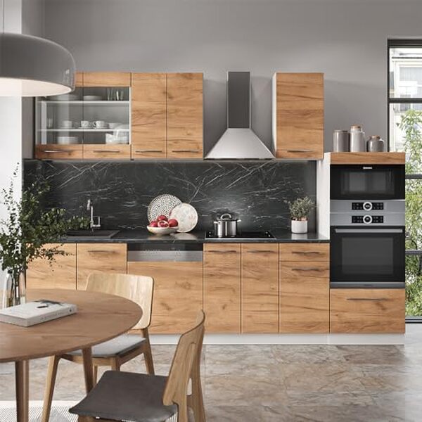 Découvrez notre test complet de la cuisine Vicco Fame-line 300 cm. Design élégant en chêne doré et blanc, qualité et fonctionnalité au rendez-vous pour votre maison.