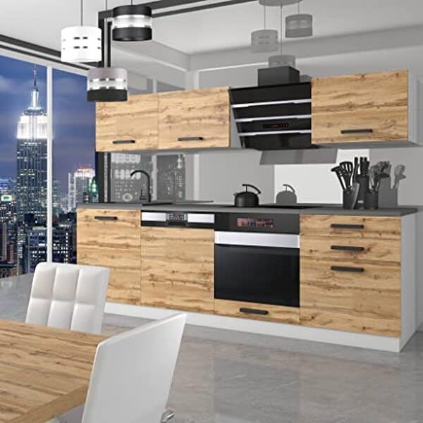Découvrez notre test complet de la cuisine Belini Linda 240 cm en chêne wotan. Design élégant, fonctionnalité et qualité : tous les détails pour bien choisir.